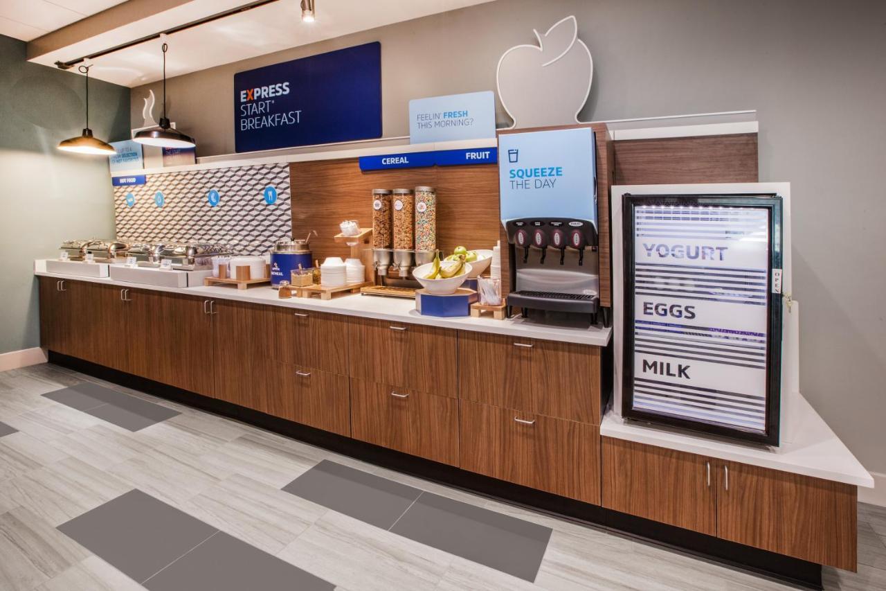 Holiday Inn Express & Suites - Austin - Manor By Ihg Eksteriør billede